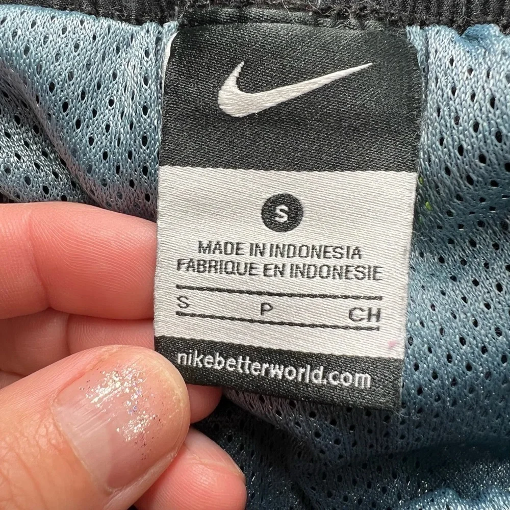 Nike Swimming Trunks Mens Small